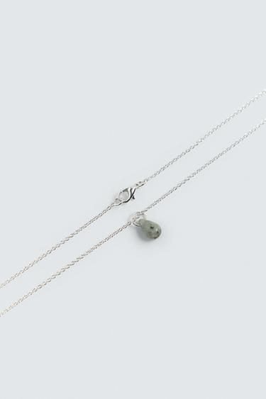 CADENA COLGANTE PIEDRA - Verde gris de Zara