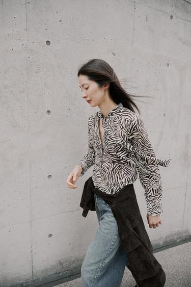 アニマル柄リボンブラウスシマウマ色Zaraのアニマル柄リボンブラウス - シマウマ色