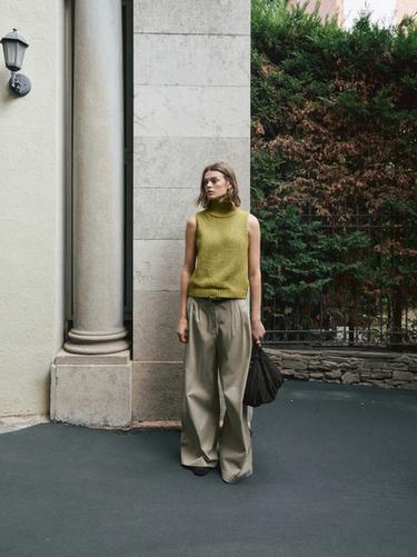 Pantalon large à pinces - Beige de Zara
