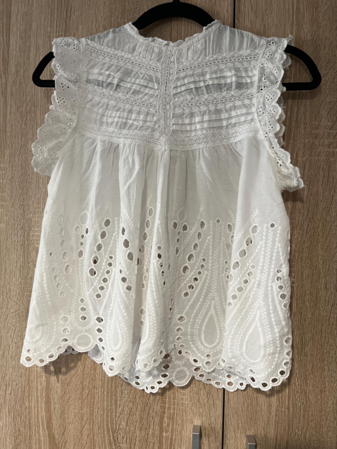 EMBROIDERED BLOUSE WITH PERFORATIONS