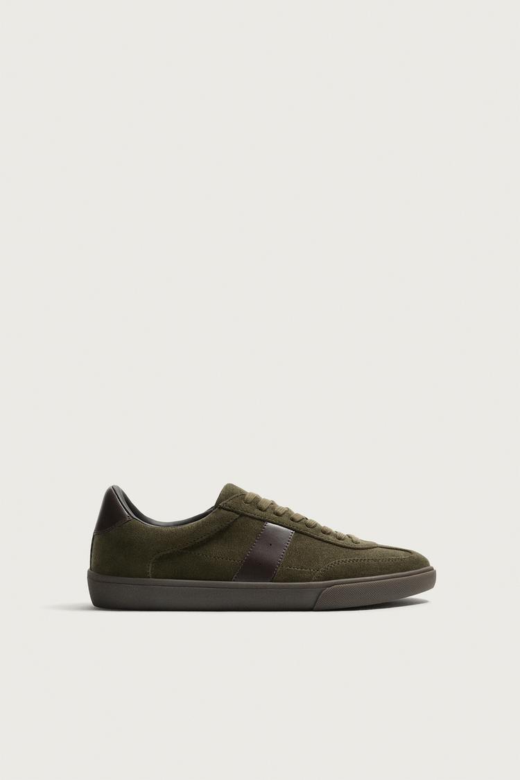 ZAPATILLA ESTILO RETRO