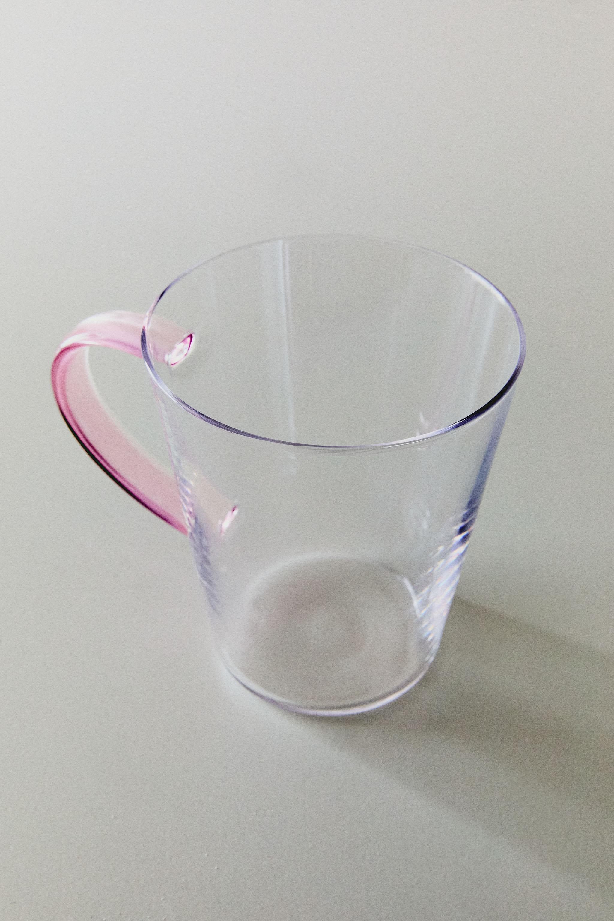 BOROSILICATE GLASS MUG WITH COLOURED HANDLE — Pink