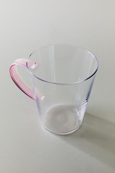 BOROSILICATE GLASS MUG WITH COLOURED HANDLE - Pink by Zara