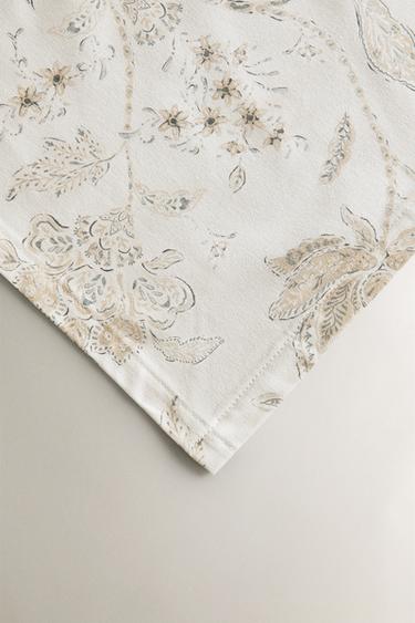 FLORAL PRINT TABLECLOTH - Ecru de Zara - Image 2