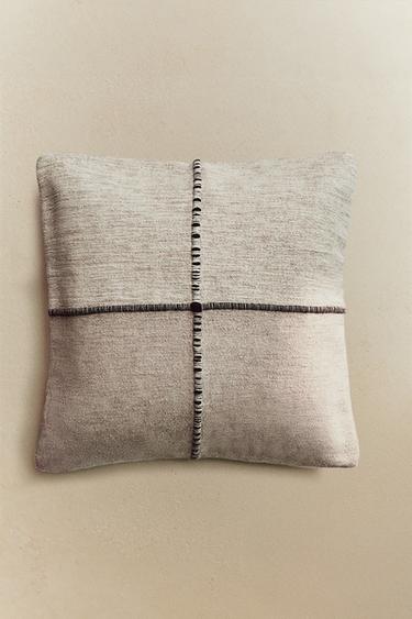 CAPA DE ALMOFADA COM LINHAS - Bege-claro da Zara