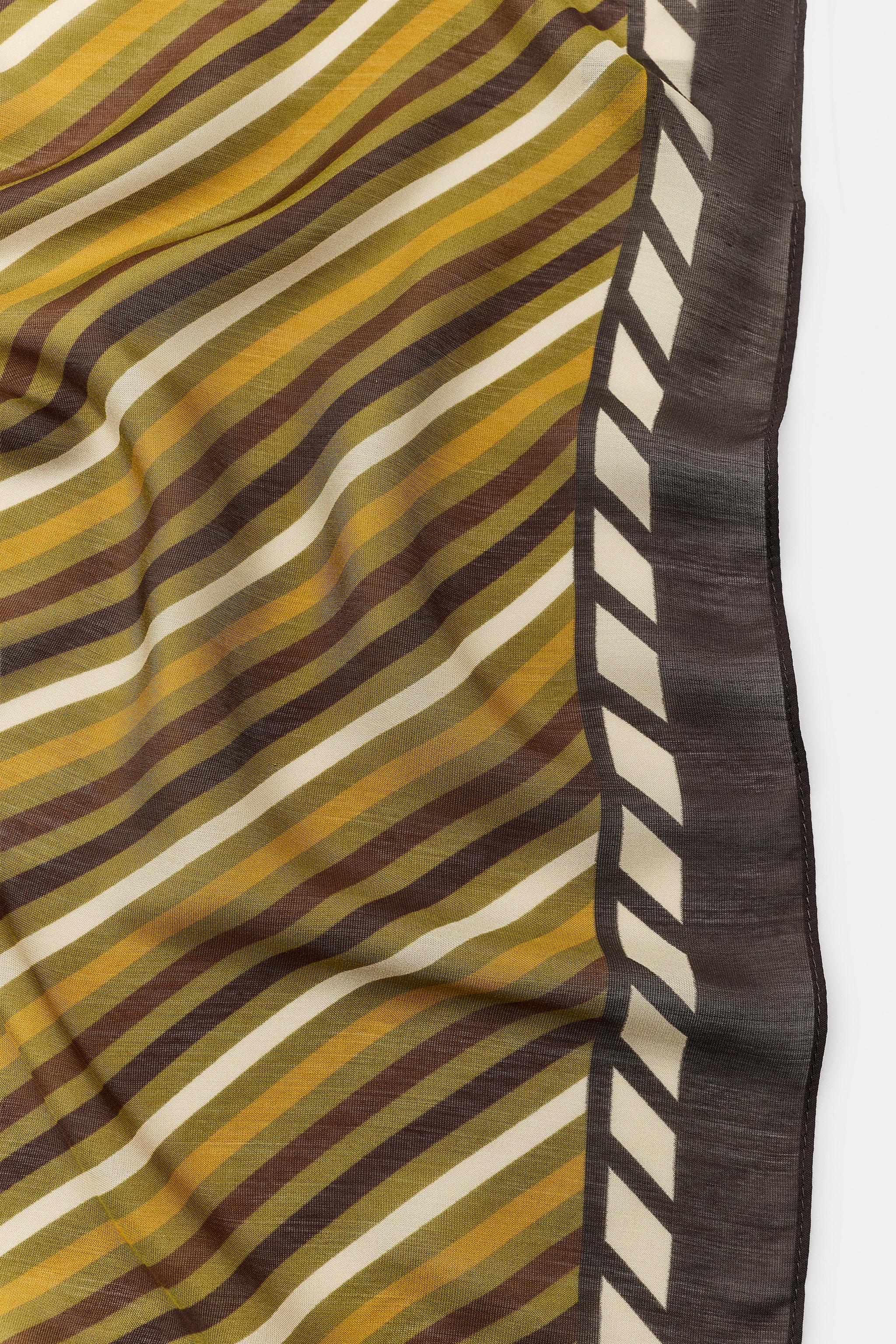 STRIPED PRINT SCARF