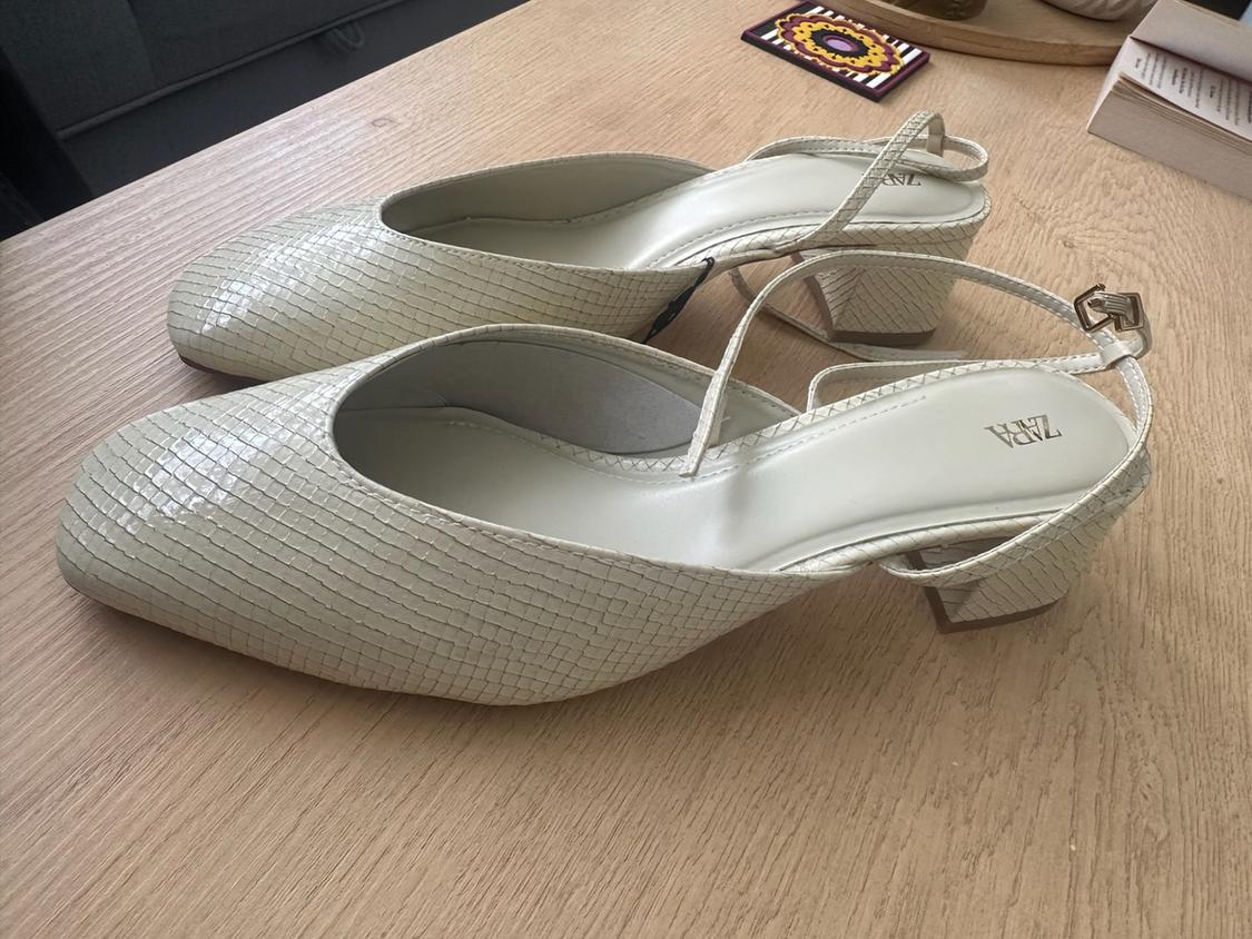 EMBOSSED BLOCK HEEL SLINGBACKS - Image 4