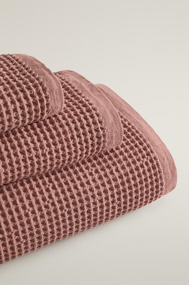 WAFFLE-TEXTURE COTTON BATH TOWEL — Pale pink 2