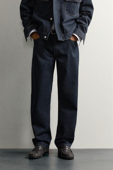 LOW-RISE STRAIGHT-FIT JEANS — Indigo 2