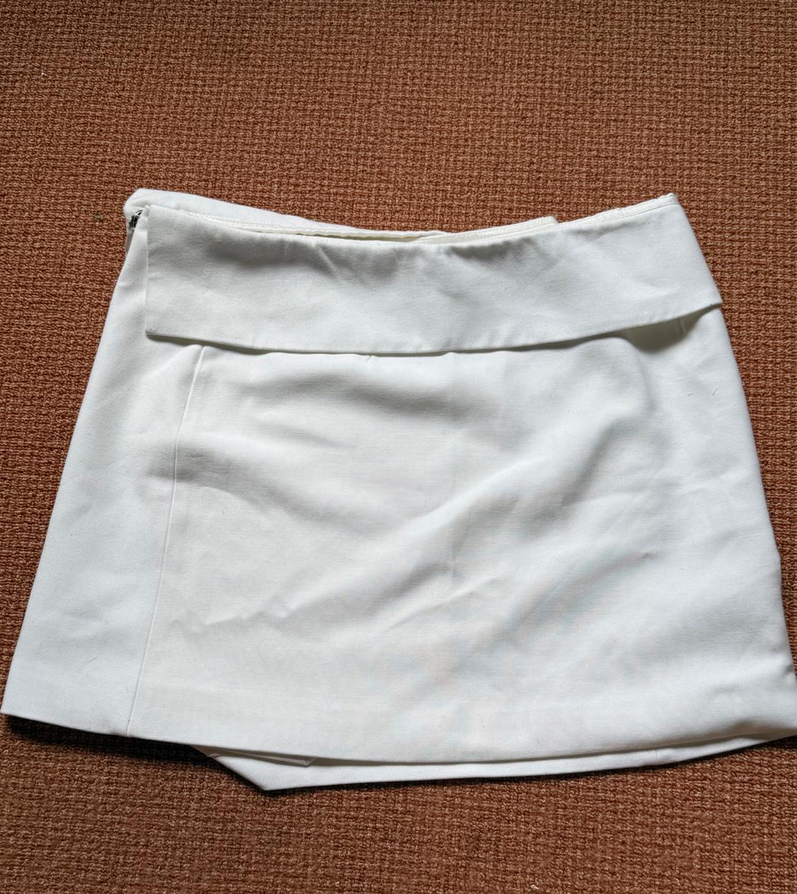 ZARA BASIC WHITE MINI SKIRT - Image 2