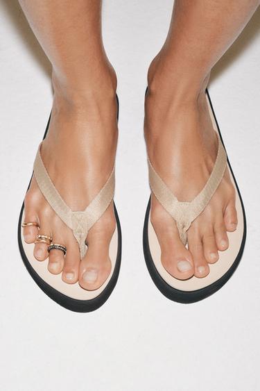 Zara THREE-PACK OF TOE RINGS - Golden - Image 0