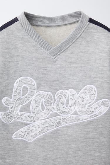 T-SHIRT AVEC INSCRIPTION LACE - Gris de Zara - Image 2