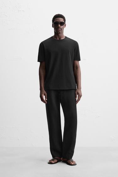 Zara IRREGULAR HEM T-SHIRT - Black - Image 0
