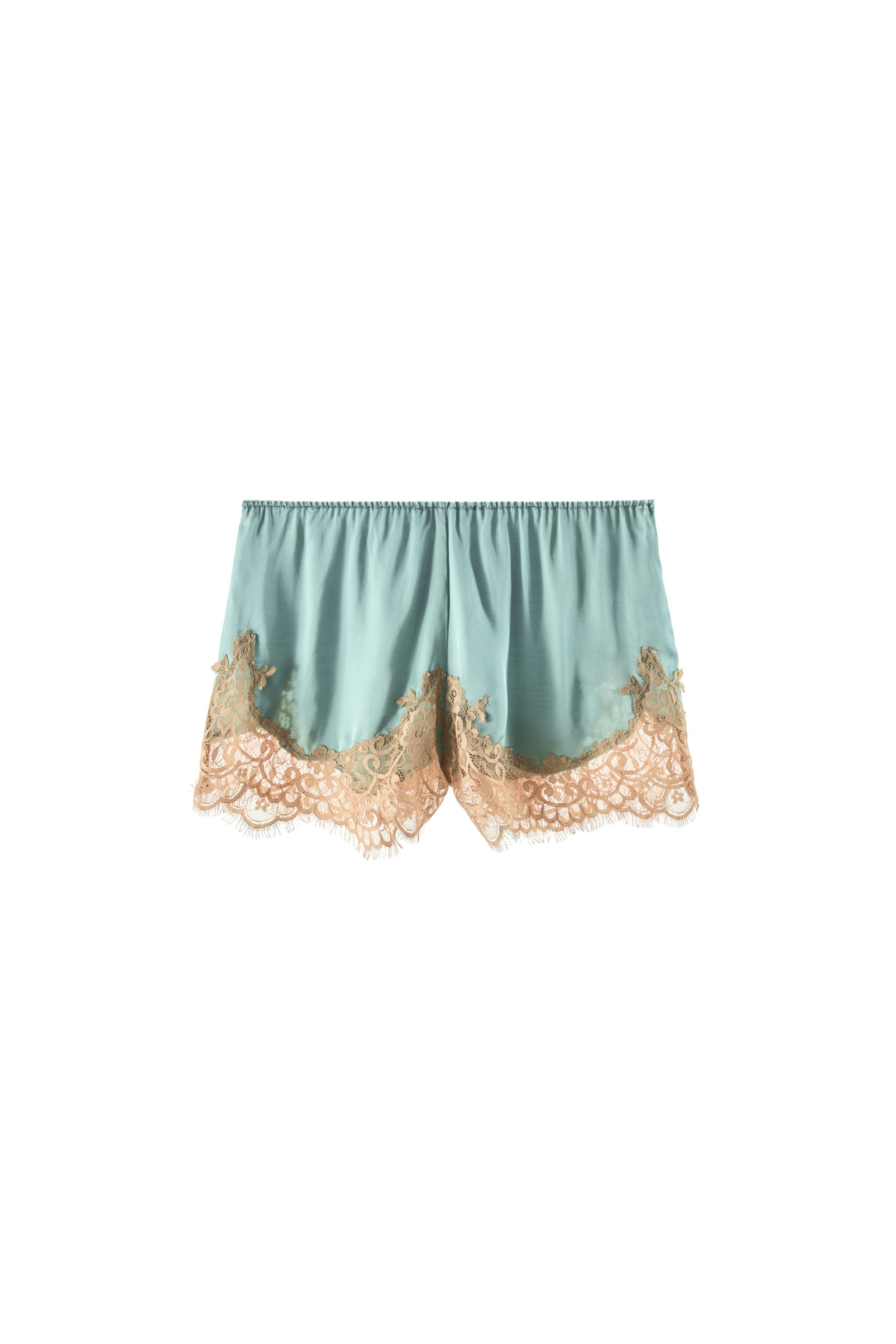 SATIN EFFECT LACE SHORTS
