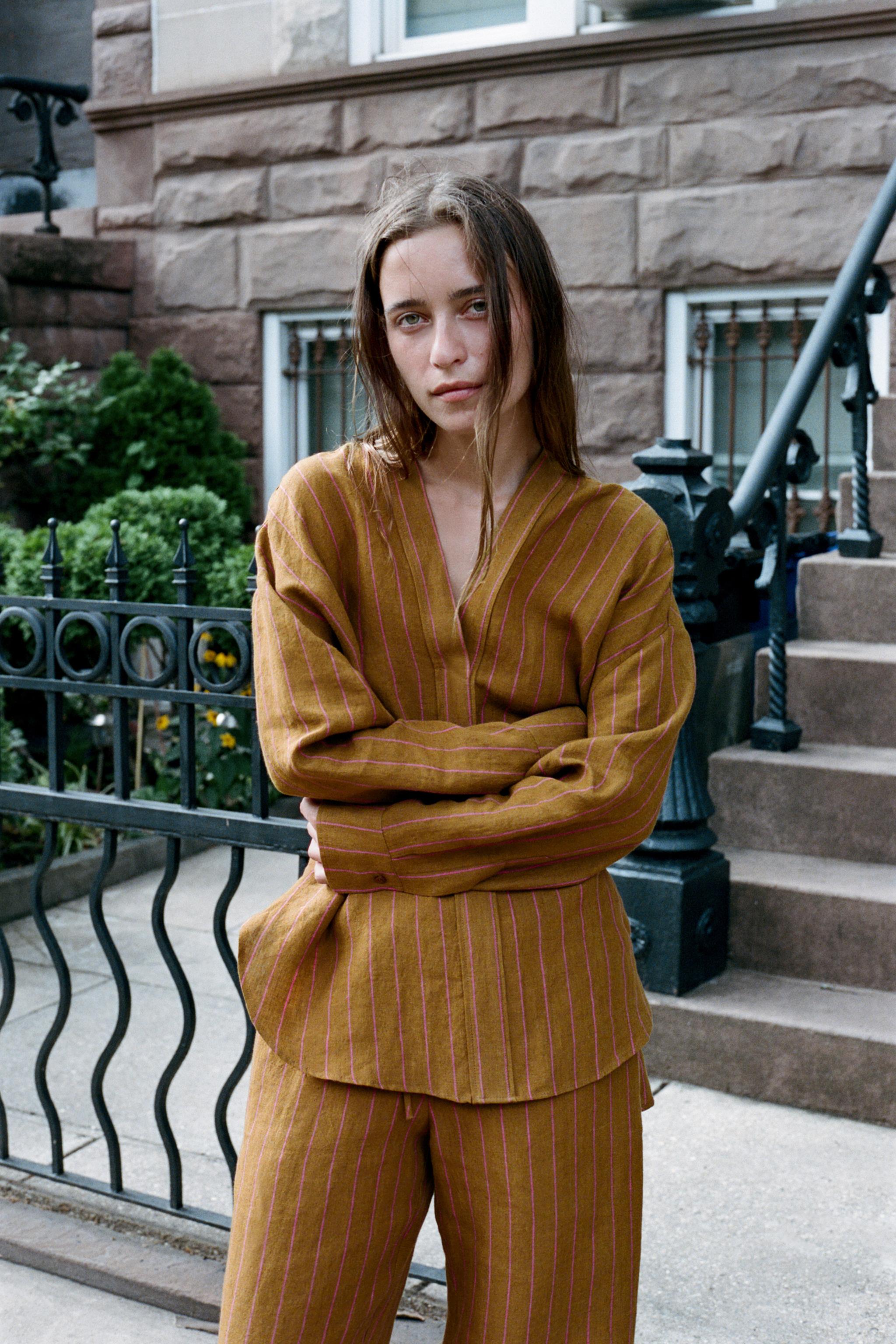 100% LINEN STRIPED SHIRT — striped