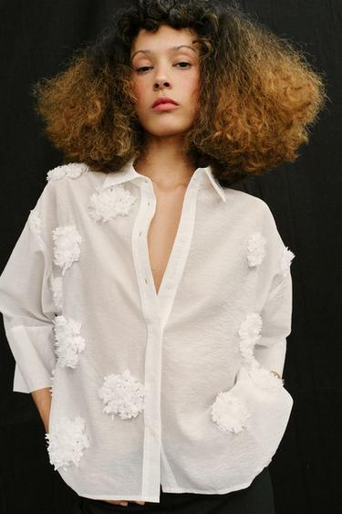 Zara FLOWY EMBOSSED FLORAL SHIRT - White