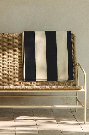 WOVEN OUTDOOR BENCH - brown/white by Zara