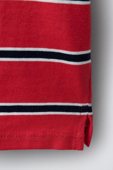 T-SHIRT À RAYURES - Rouge / Noir de Zara - Image 3