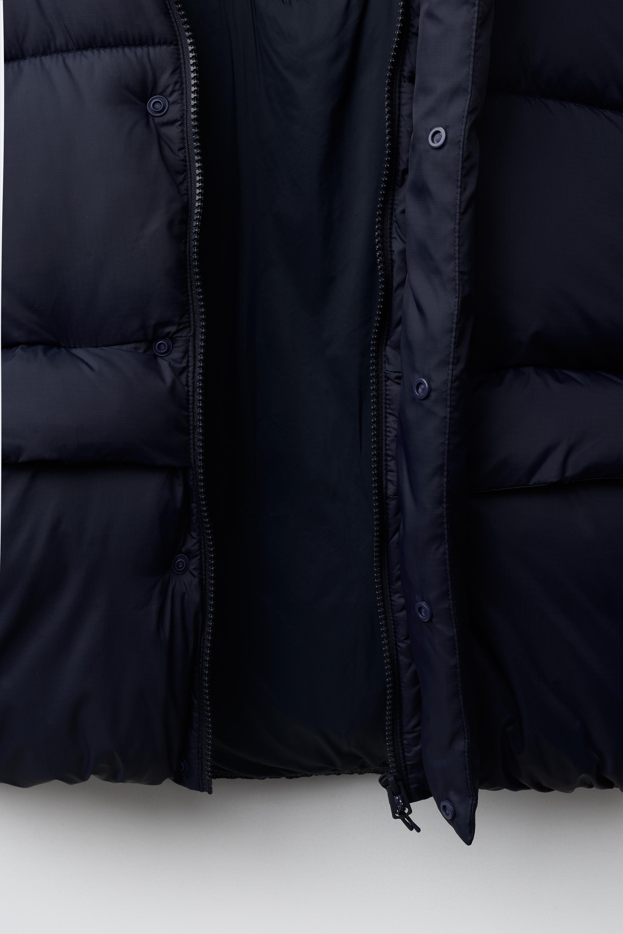 MANTEAU MATELASSÉ À CAPUCHE DÉPERLANT