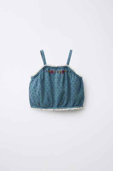 KNIT TOP WITH EMBROIDERED FLOWERS AND LACE TRIM - Mid-blue by Zara