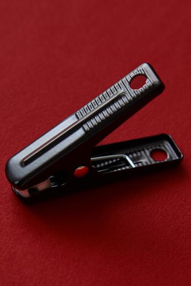 LOT PINCES MÉTALLIQUES VÊTEMENTS (LOT DE 20) - Rouge / Noir de Zara - Image 4