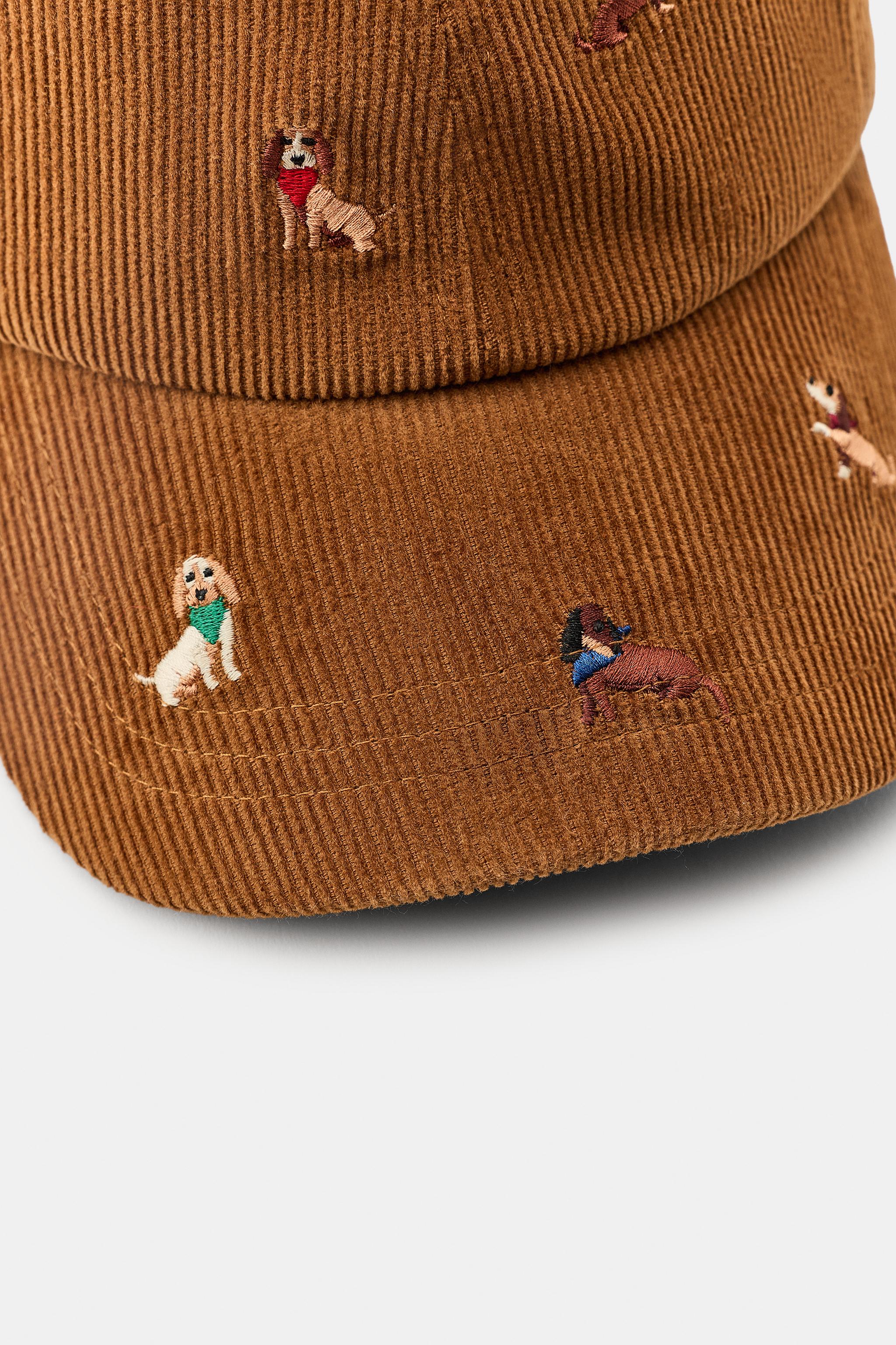 CASQUETTE EN VELOURS CÔTELÉ BRODERIES CHIENS