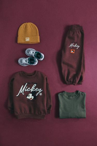 LOOK - Burdeos claro de Zara