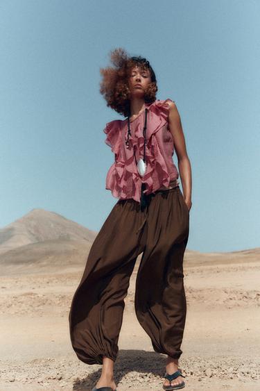 TOP SEMITRANSPARENTE VOLANTES - MARSALA de Zara