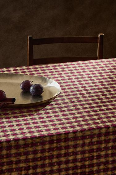 TOALHA DE MESA COM FIO TINGIDO XADREZ DE NATAL - Vermelho-escuro da Zara