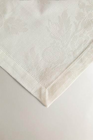 SET OF JACQUARD NAPKINS WITH ROSES (SET OF 2) - White by Zara - Image 2