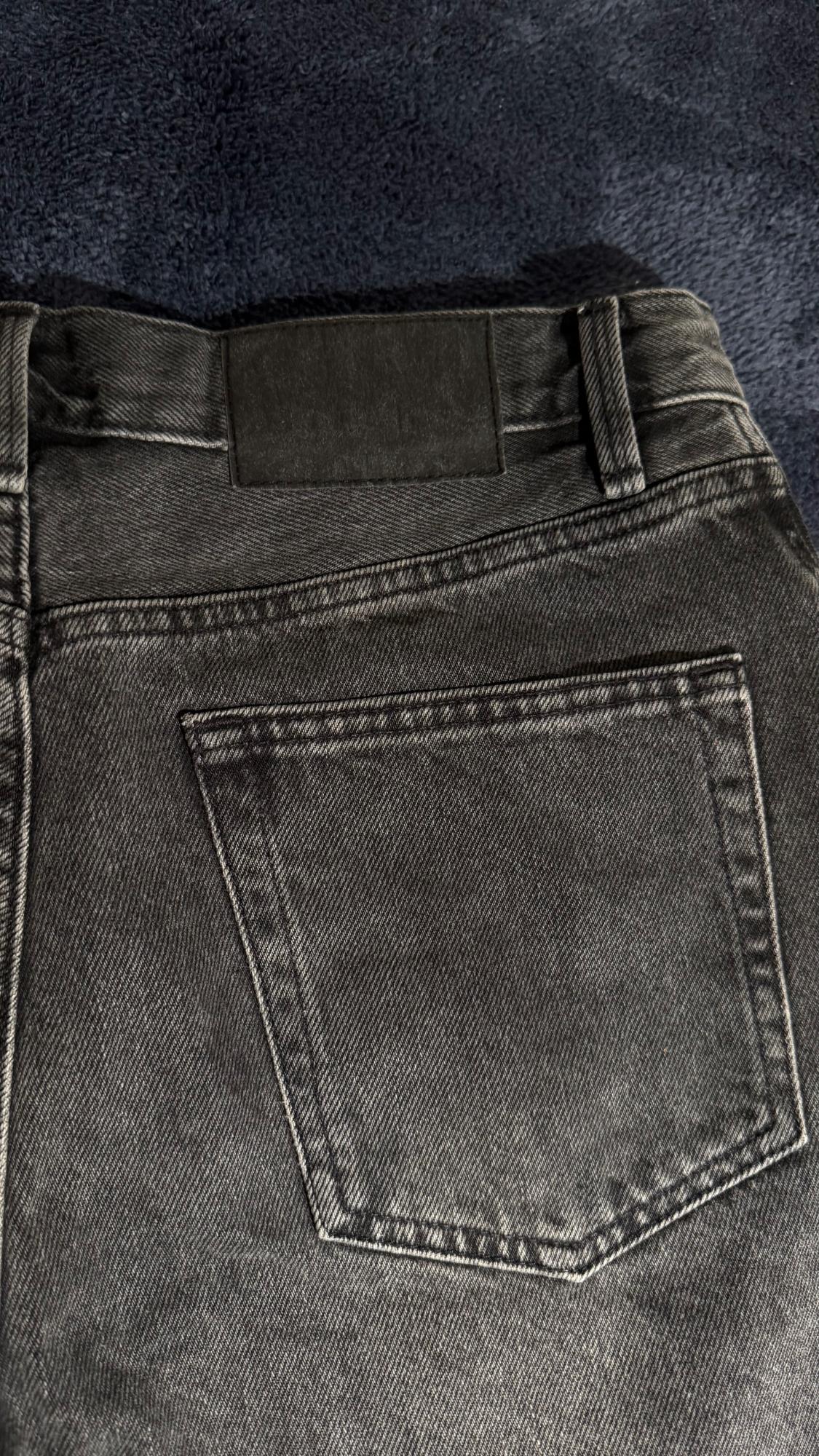 STRAIGHTLEG DENIM BERMUDA SHORTS CHARCOAL - Image 6