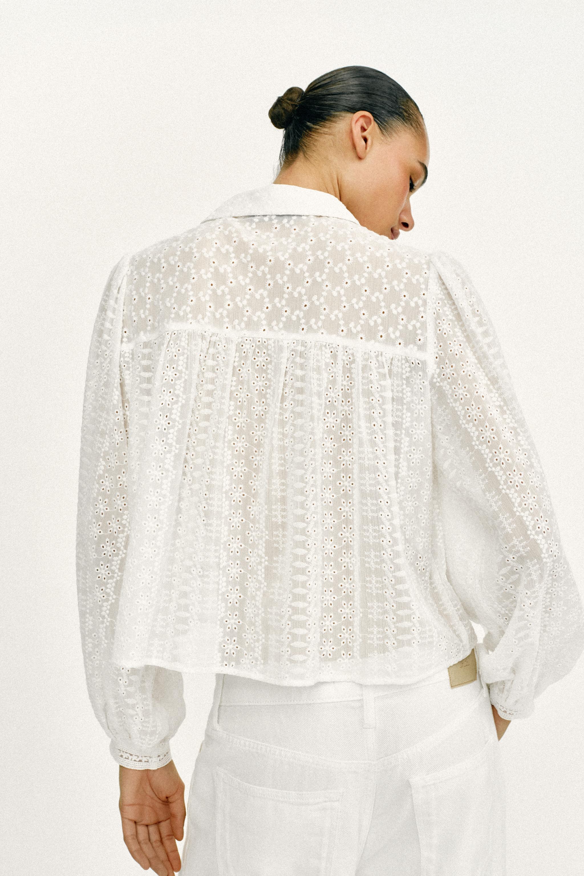 BLOUSE ROMANTIQUE BRODERIES AJOURÉES