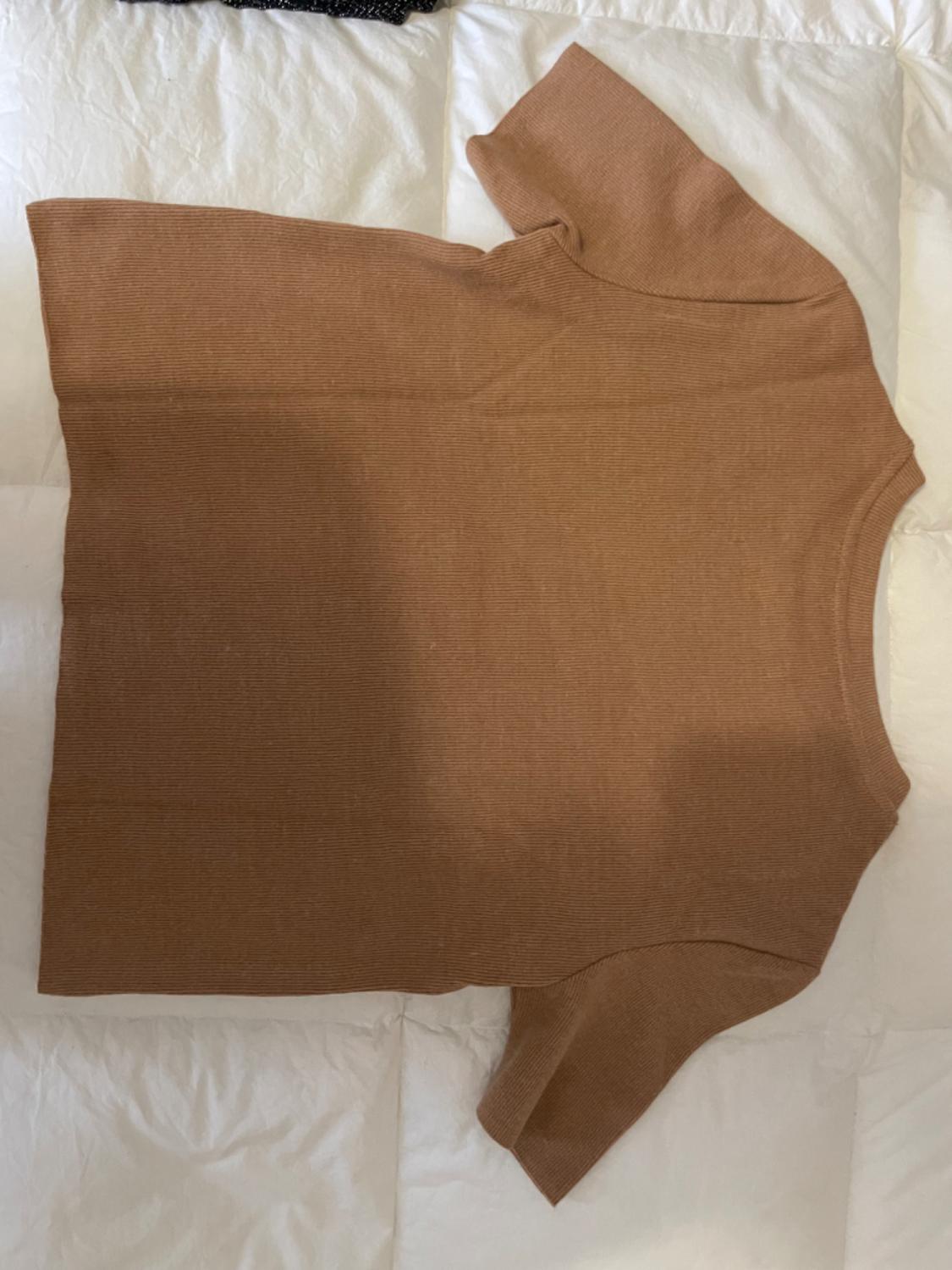 SOFT T-SHIRT WITH FAUX PEARLS - Image 2