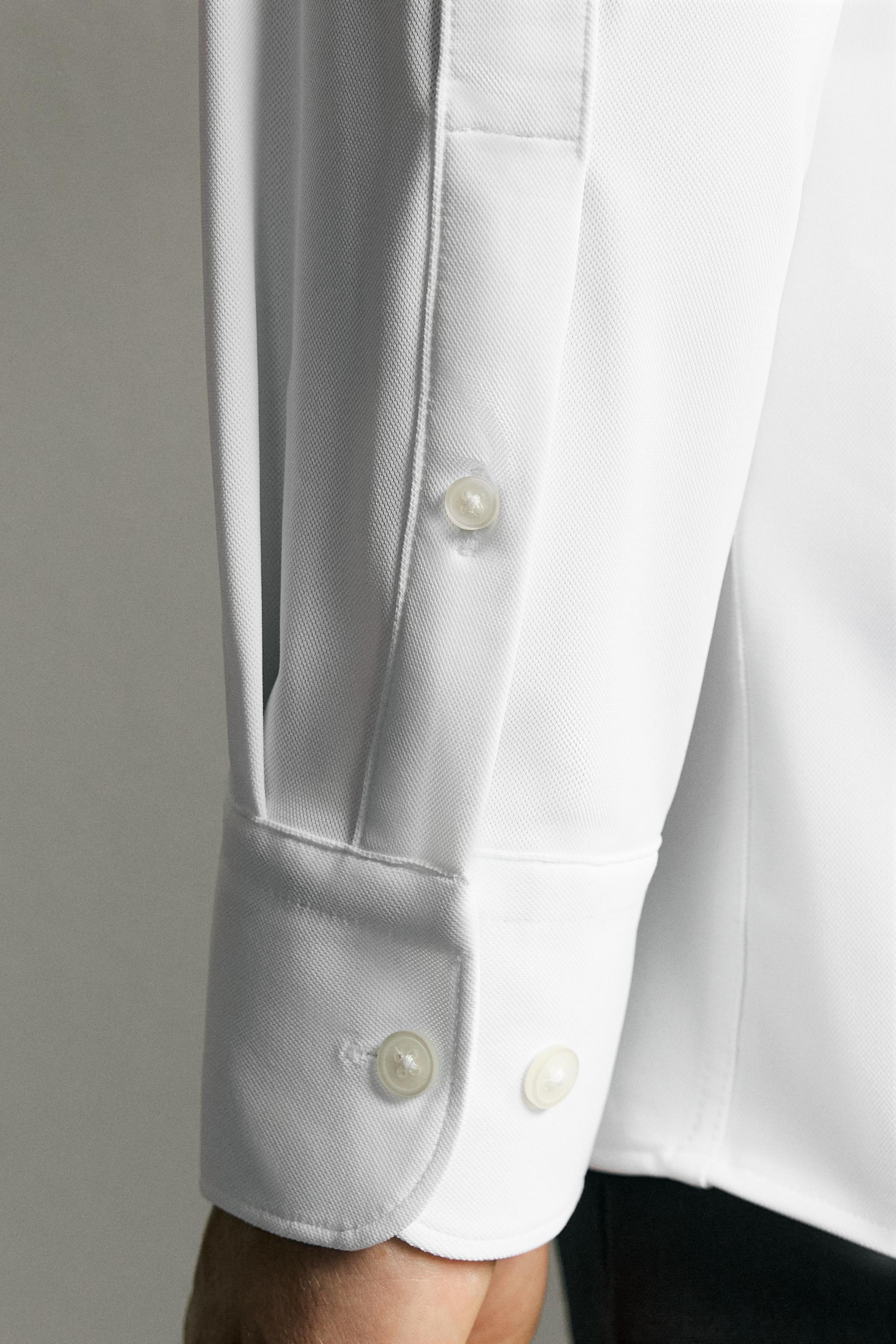 CHEMISE REGULAR FIT STRUCTURÉE