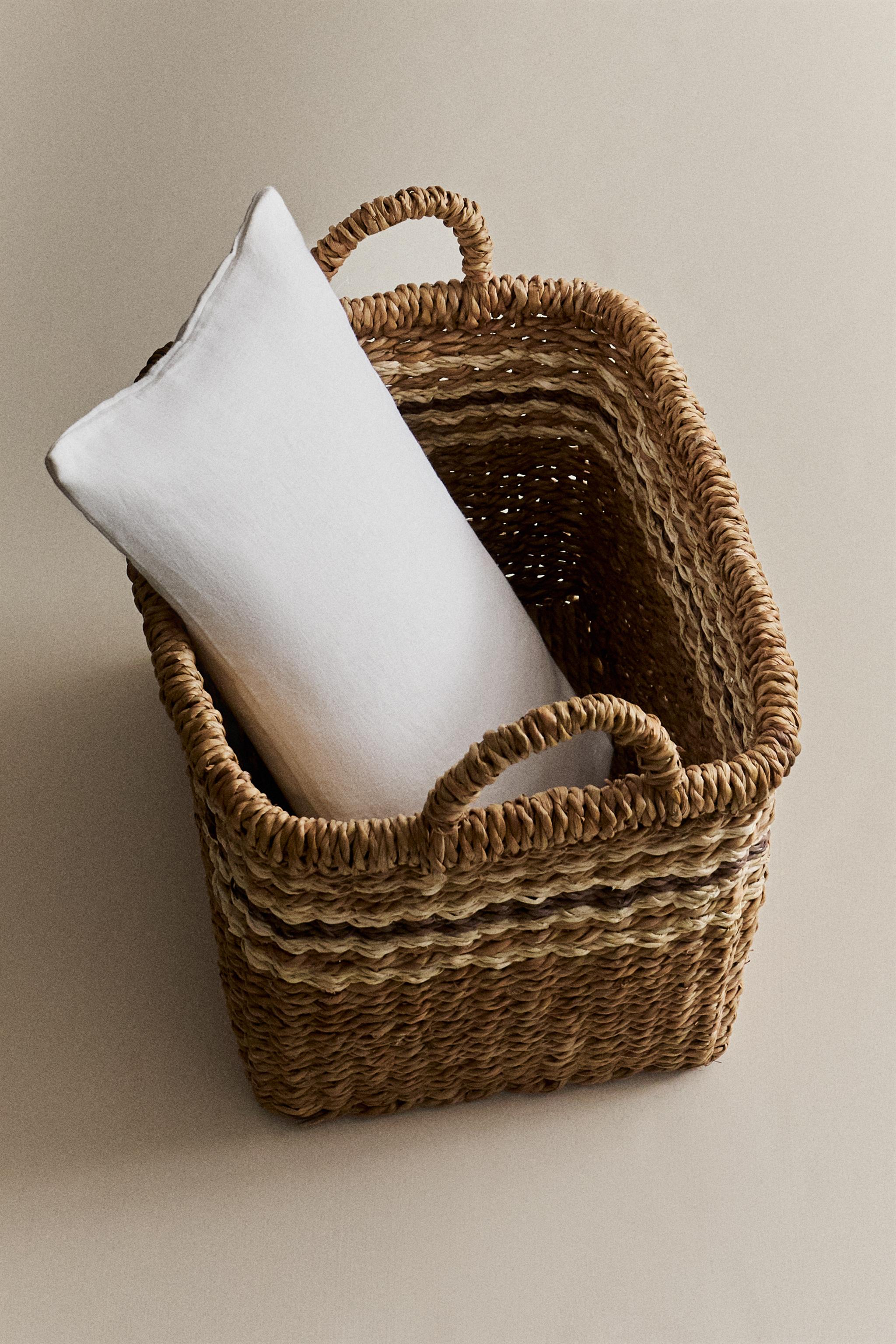 RECTANGULAR STRIPED BASKET
