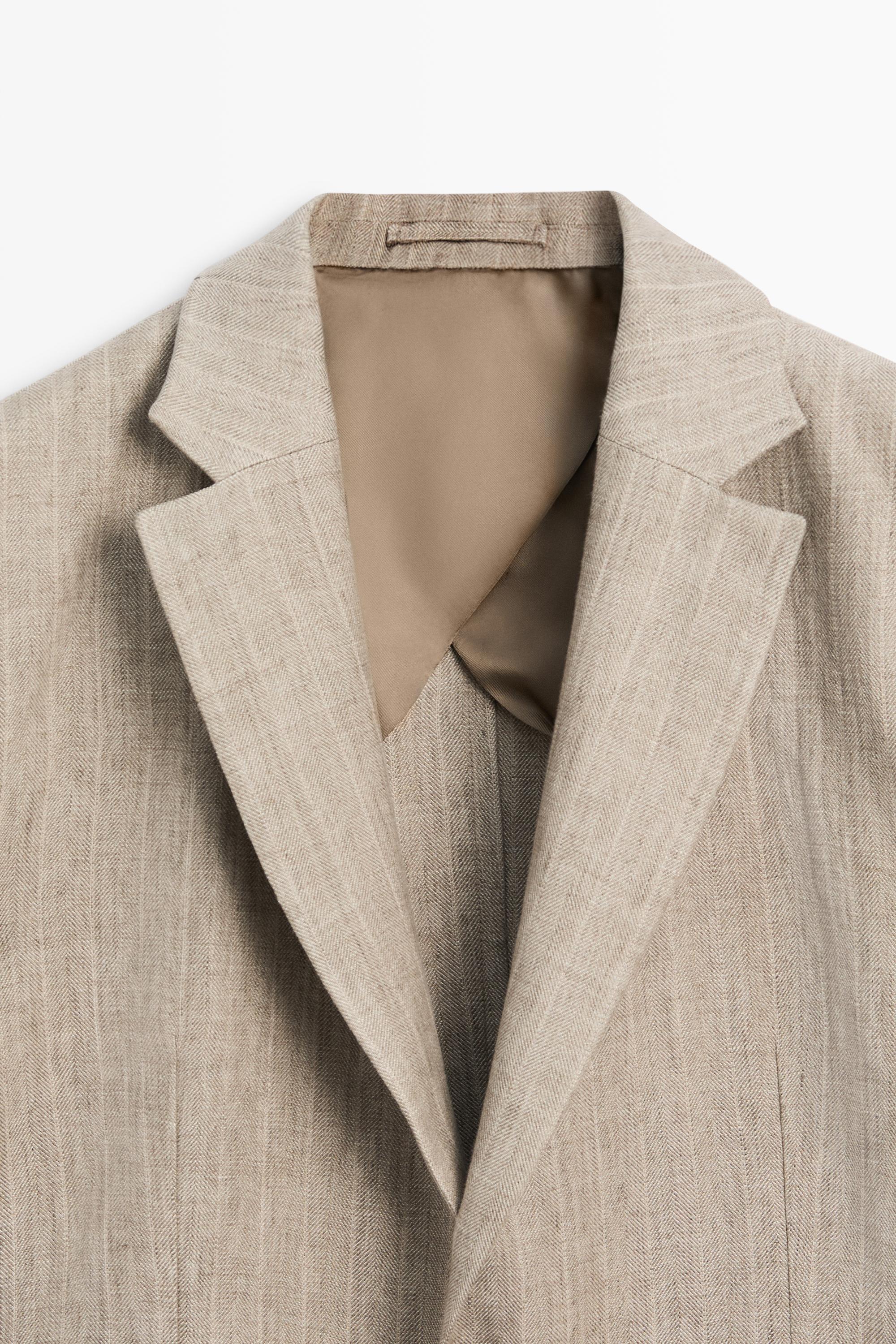 Blazer rayé à chevrons en lin