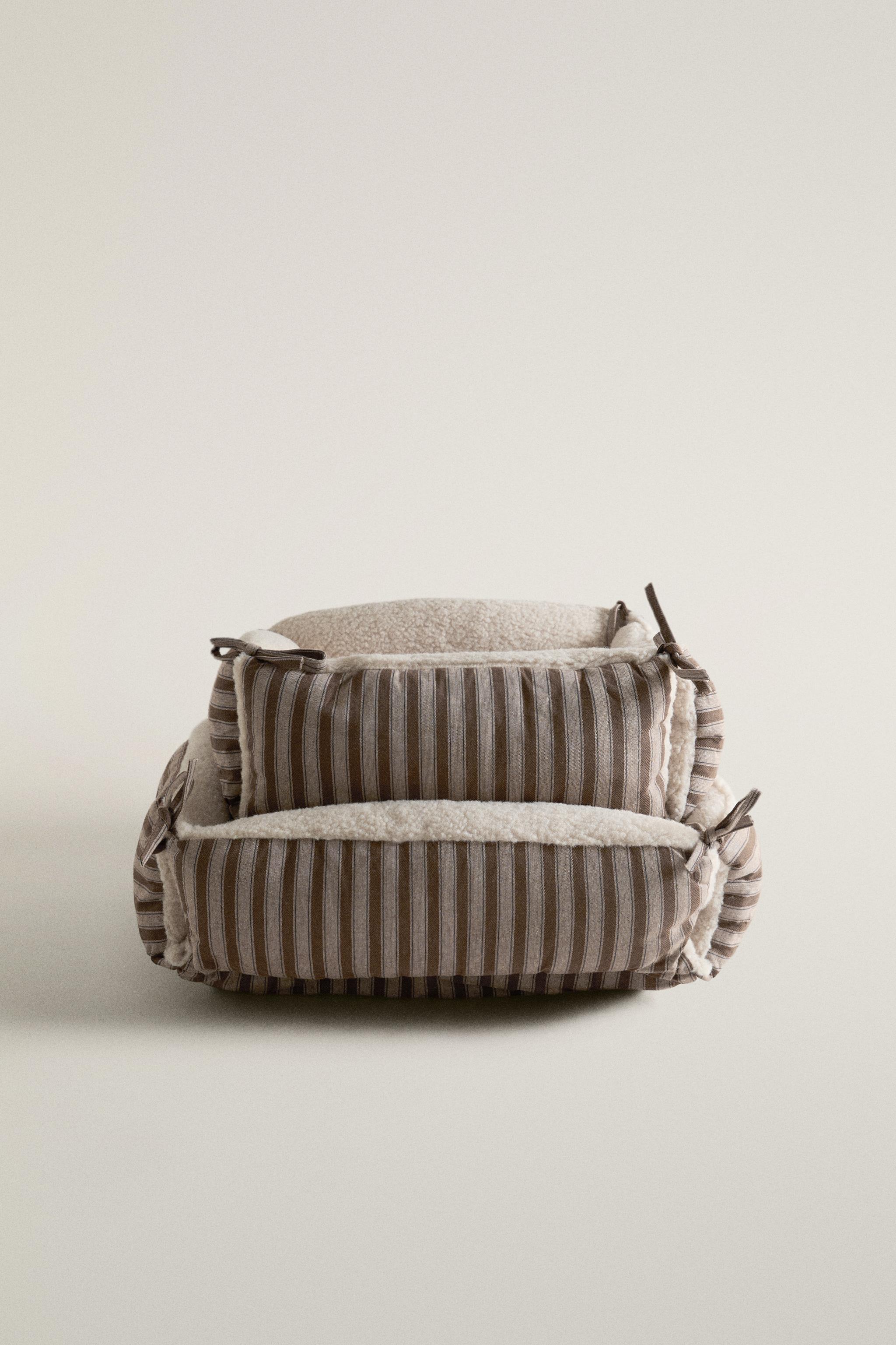 PANIER ANIMAUX DE COMPAGNIE RAYÉ ET MOUTON SYNTHÉTIQUE