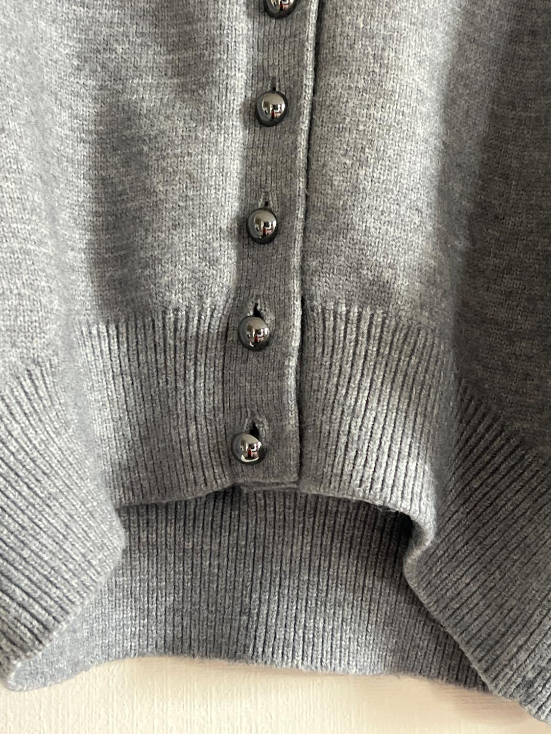 KNIT GREY CARDIGAN - Image 3