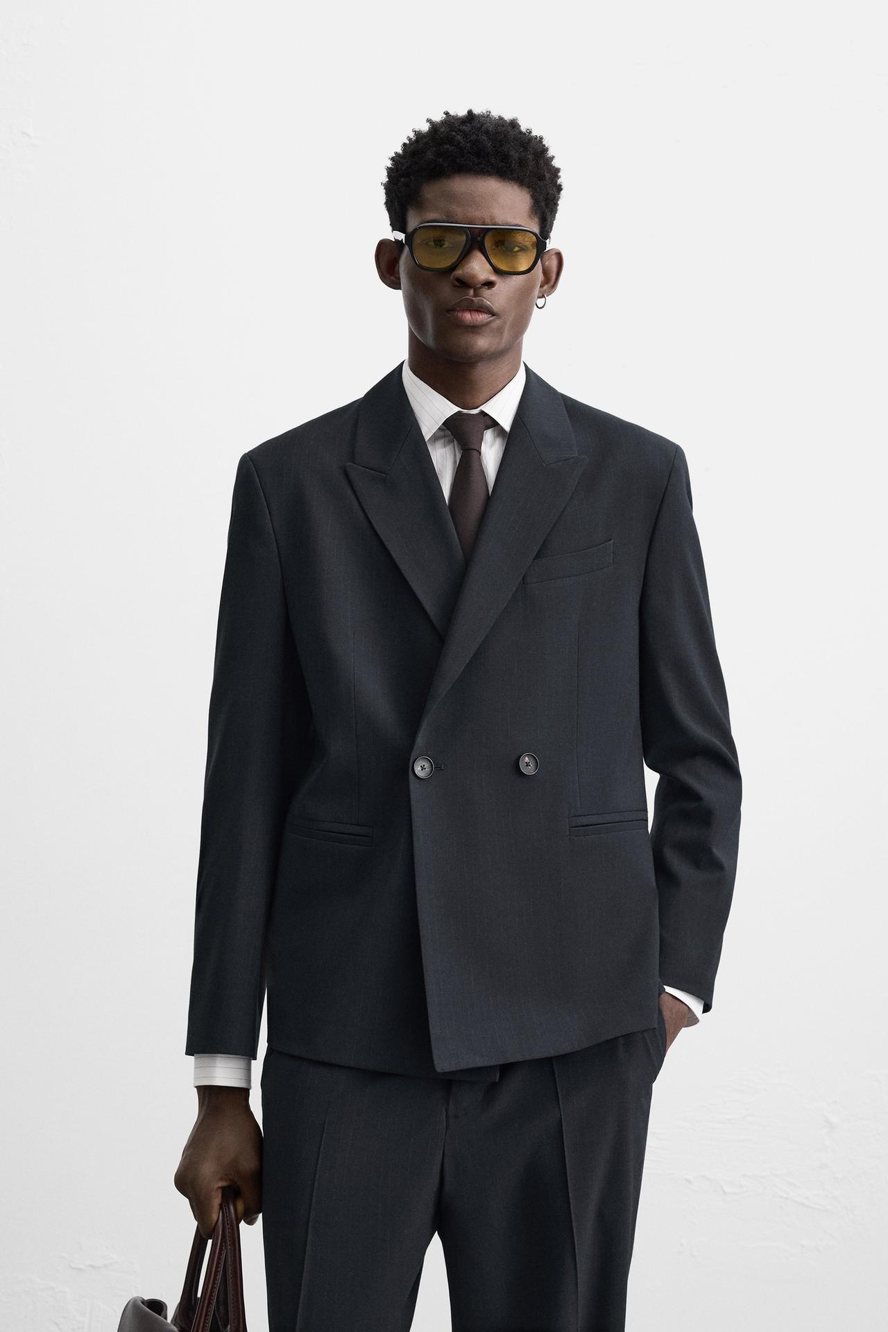 PINSTRIPE SUIT BLAZER