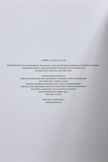 CHANEL HAUTE COUTURE BOOK - Golden by Zara - Image 3