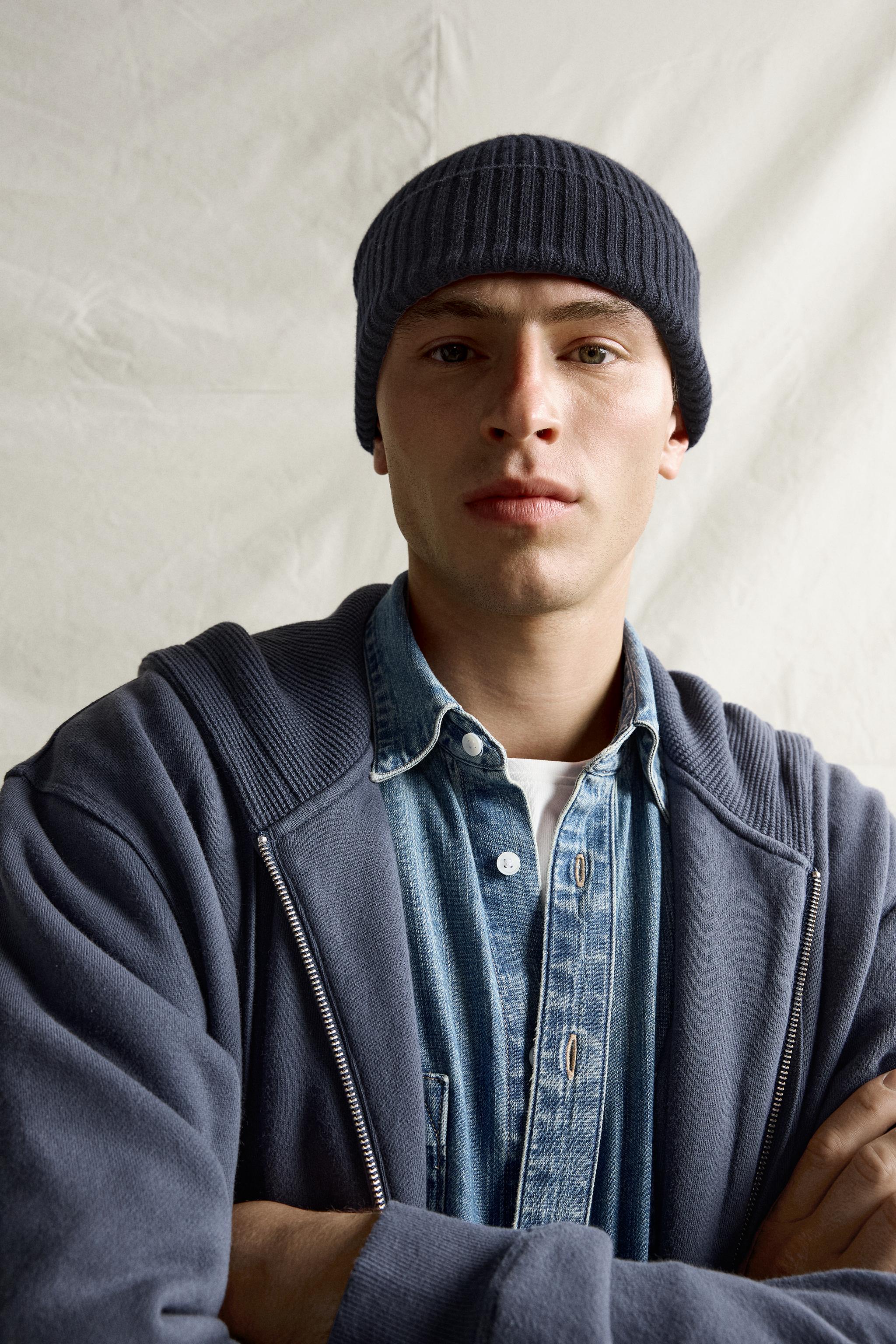 WOOL BLEND KNIT BEANIE
