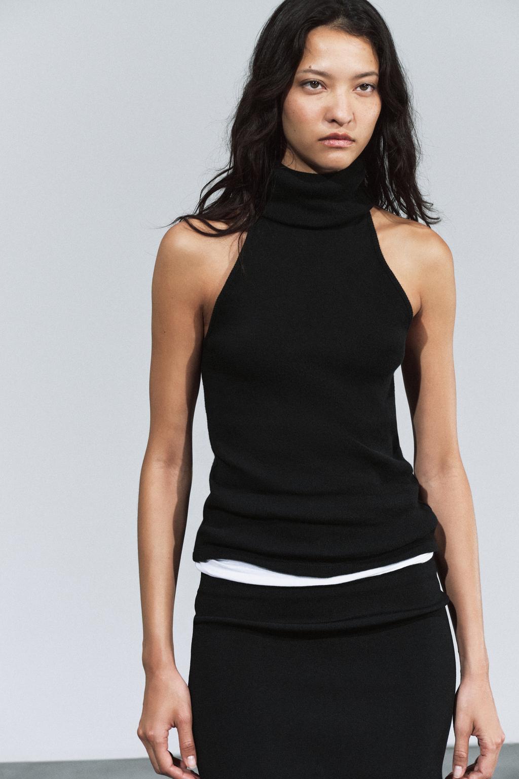 HIGH NECK TOP