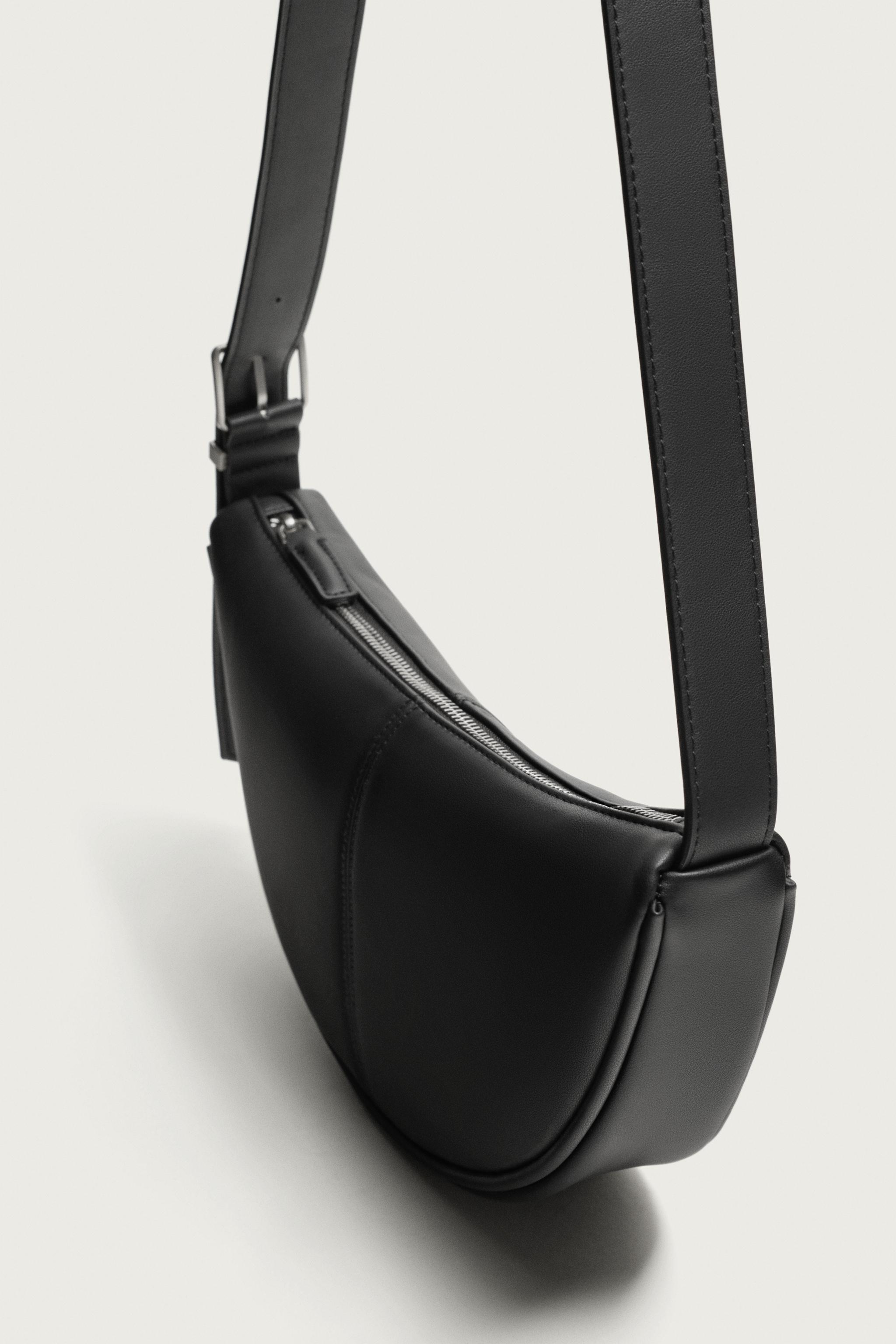 BUCKLE SHOULDER BAG