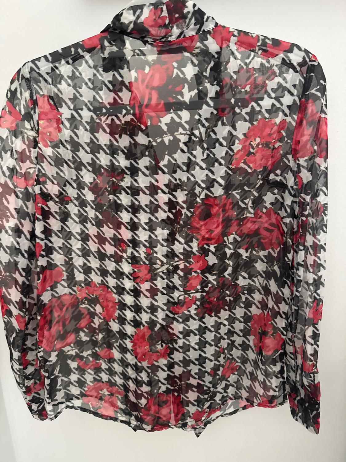 PRINTED SHIRT WITH TIED BELT - Image 2