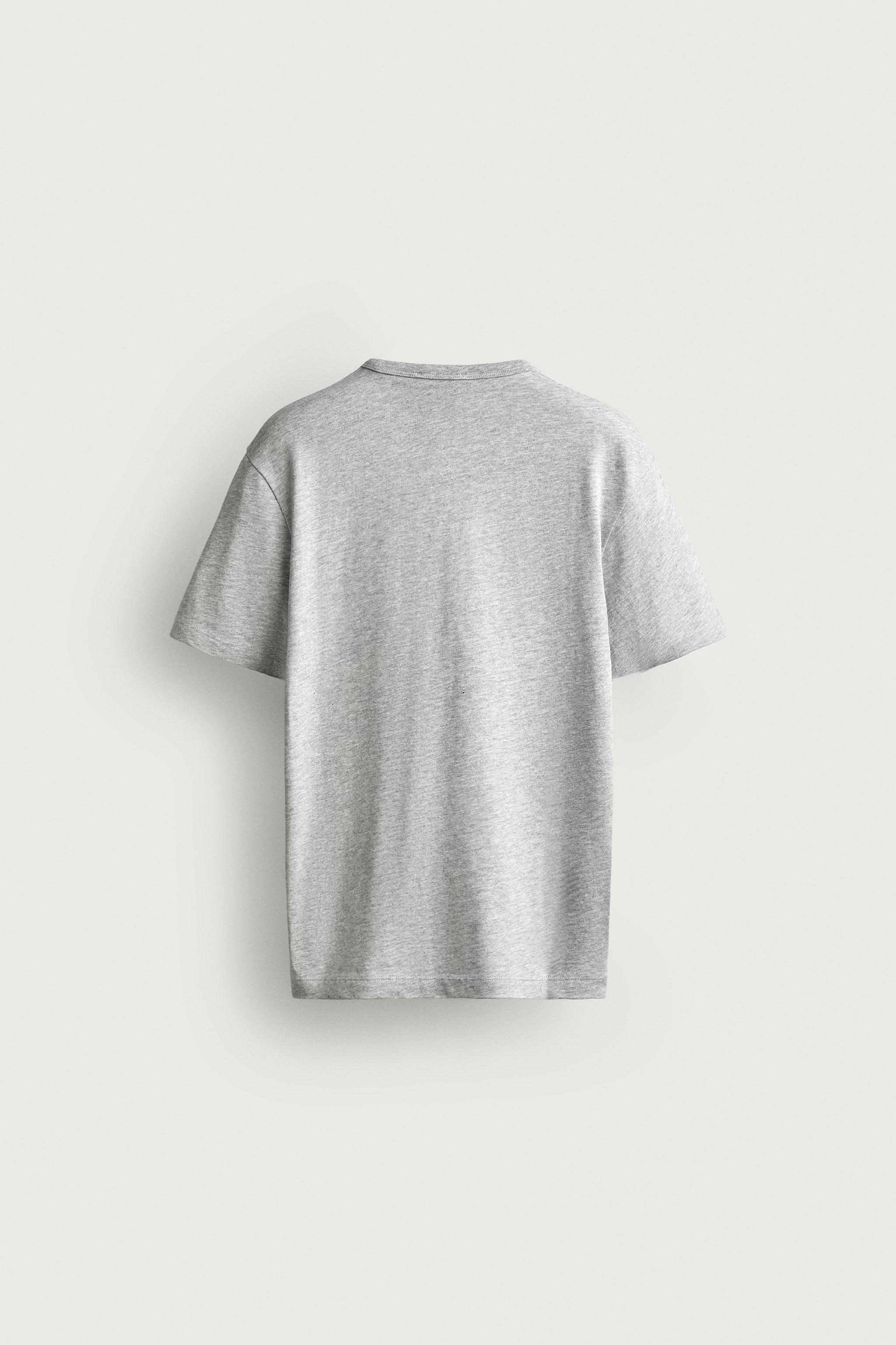LOT DE 2 T-SHIRTS BRODÉS FRUIT OF THE LOOM™