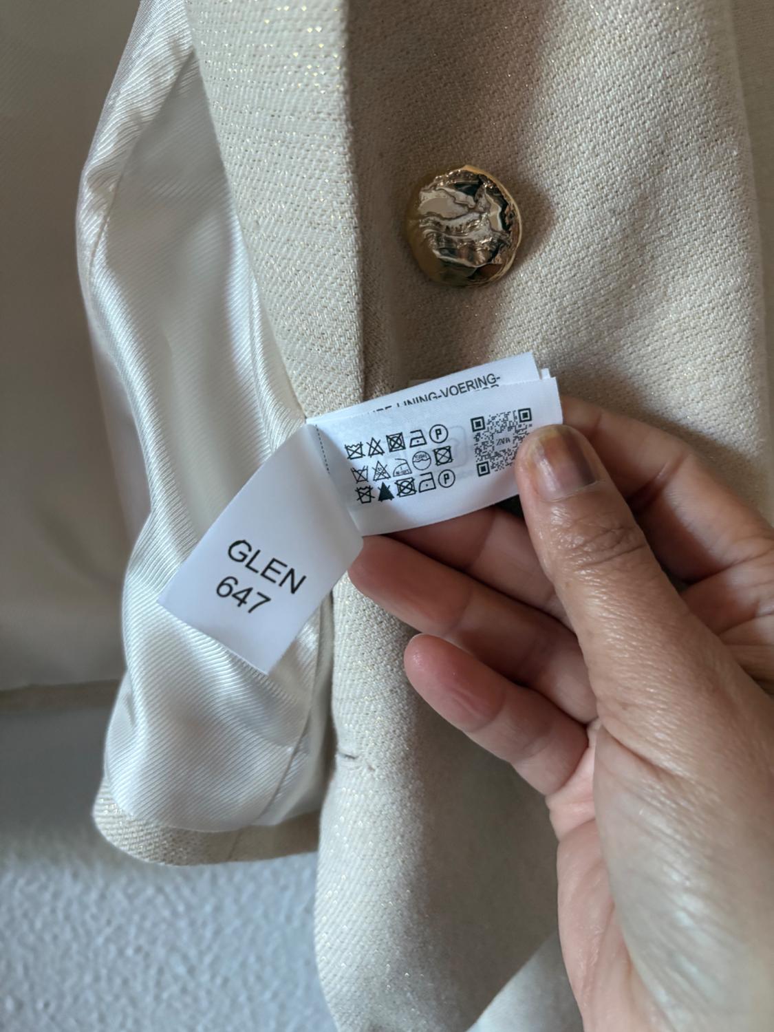 SHORT DOUBLE-BREASTED BLAZER WITH METALLIC THREAD - Image 7