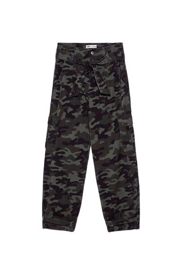 Green camouflage cargo trousers with a tie belt and side pockets. Visible label at the waist.