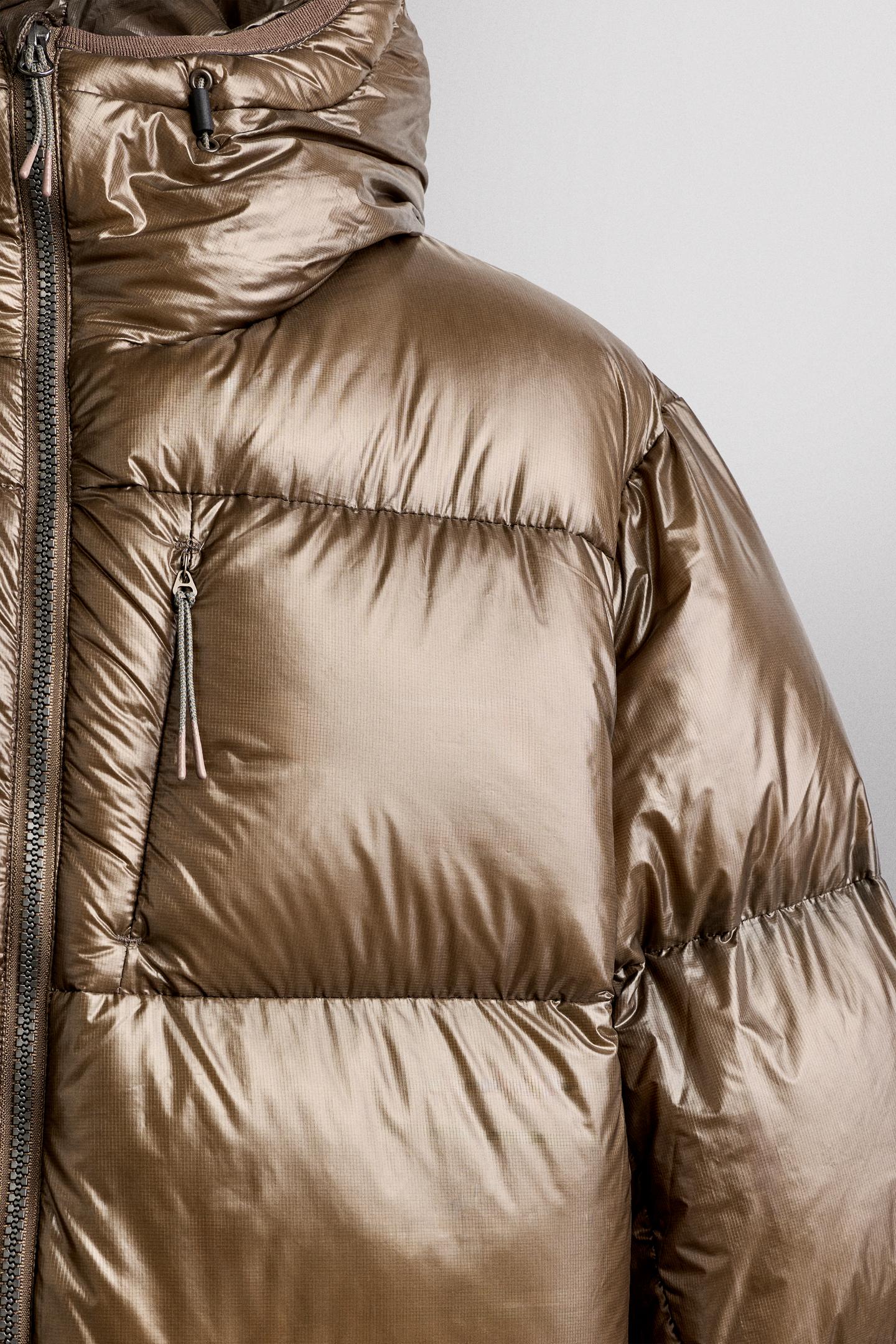 Мужская куртка Zara 90/10 Down Technical, цвет: Светлый коричневый — фото 10
