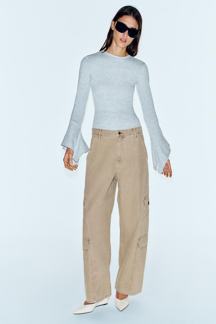 Ruffle sleeve T-shirt
