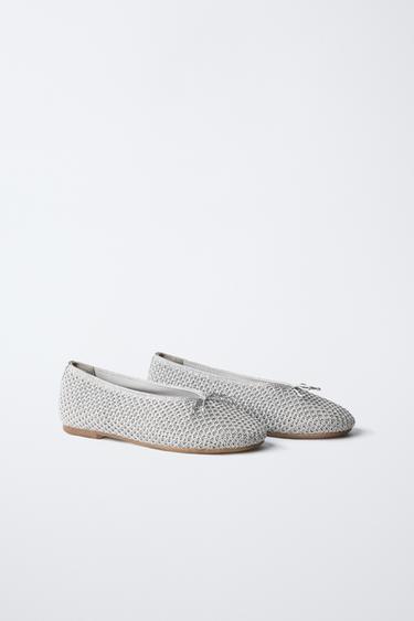 METALLIC CROCHET BALLET FLATS - Silver by Zara